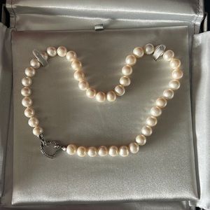 Pearl necklace